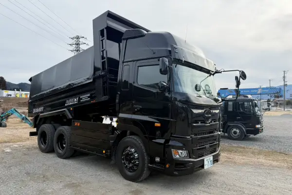 諏訪市の大型ダンプの運転手募集